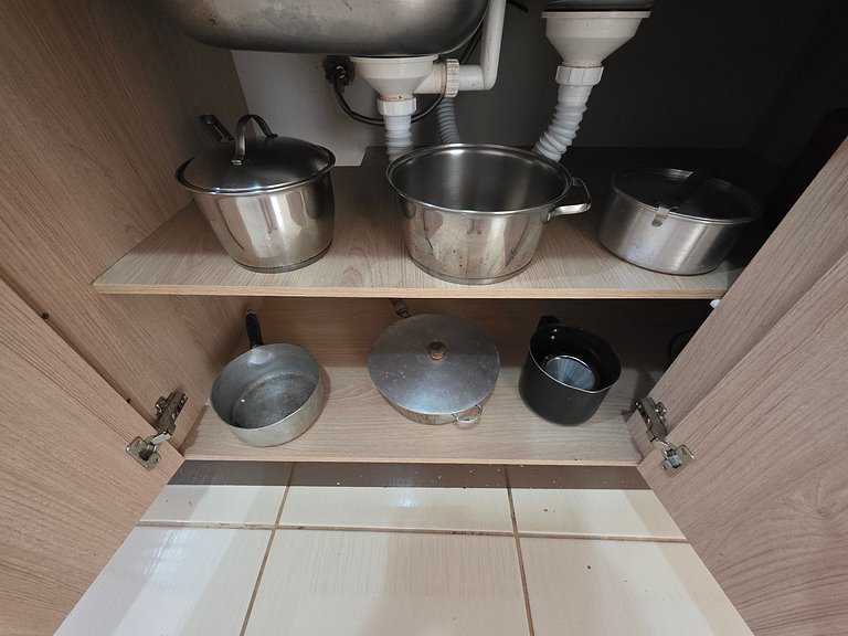 Casa Familiar - Área de Lazer - bairro tranquilo