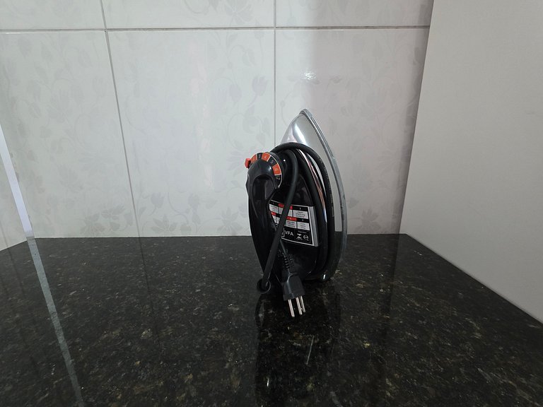 Casa Familiar - Área de Lazer - bairro tranquilo