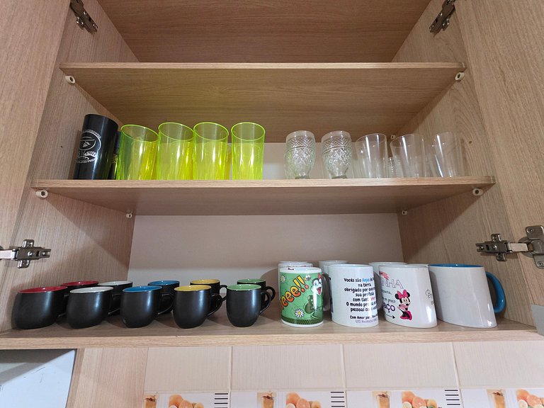 Casa Familiar - Área de Lazer - bairro tranquilo