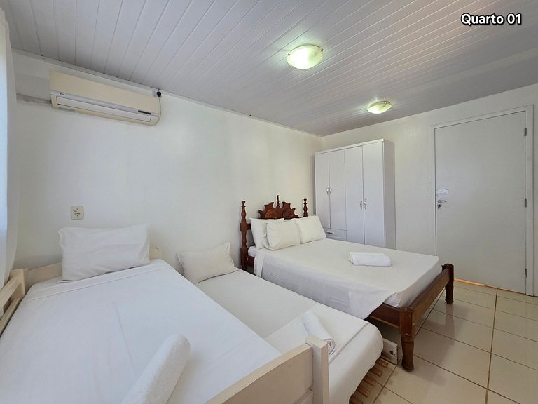 Casa Familiar - Área de Lazer - bairro tranquilo