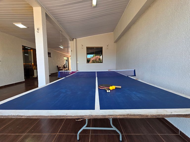 Casa Familiar - Área de Lazer - bairro tranquilo
