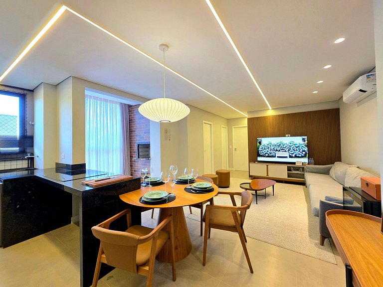 Apt 201 Alto Padrão na rua mais bonita de Foz