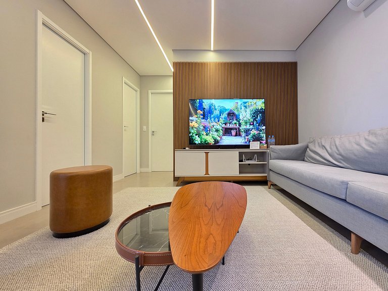 Apt 201 Alto Padrão na rua mais bonita de Foz