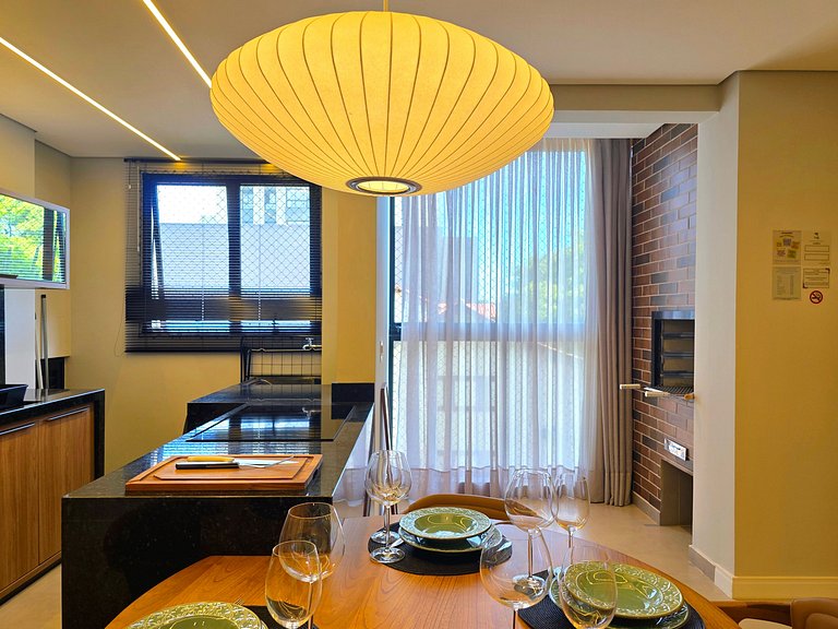 Apt 201 Alto Padrão na rua mais bonita de Foz