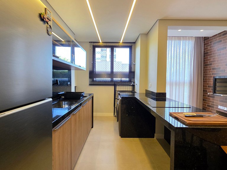 Apt 201 Alto Padrão na rua mais bonita de Foz