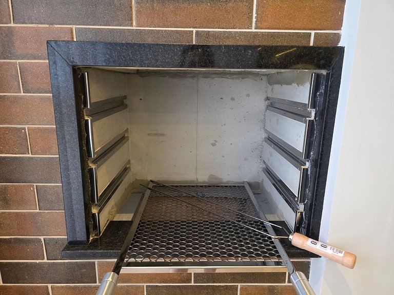 Apt 201 Alto Padrão na rua mais bonita de Foz