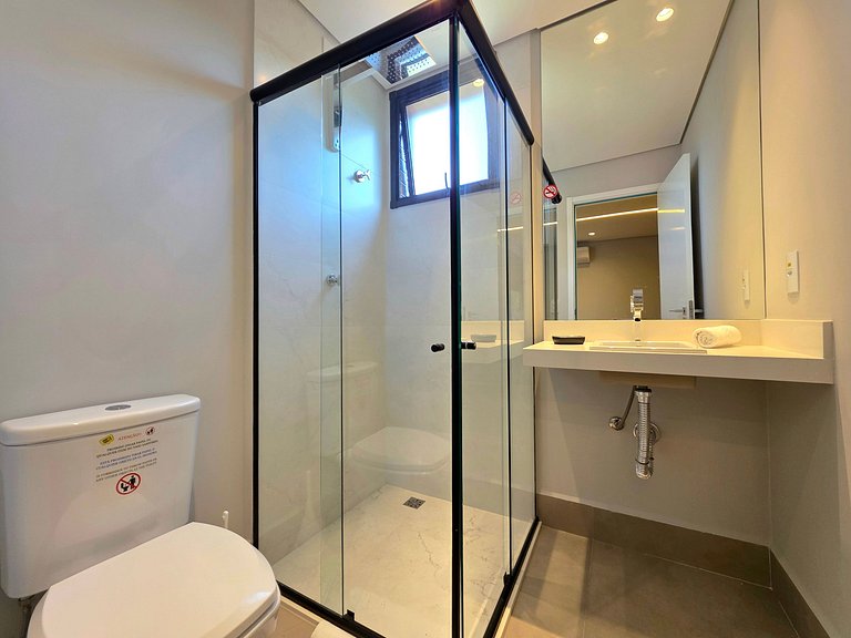 Apt 201 Alto Padrão na rua mais bonita de Foz