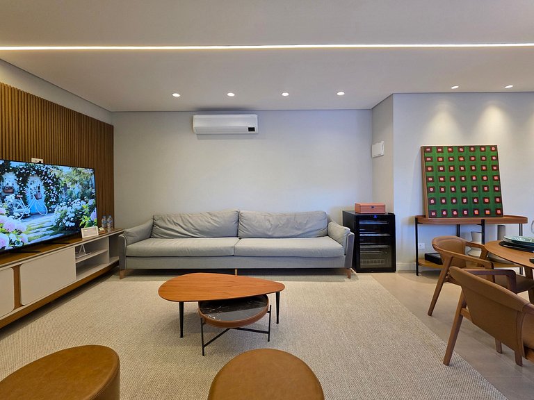 Apt 201 Alto Padrão na rua mais bonita de Foz