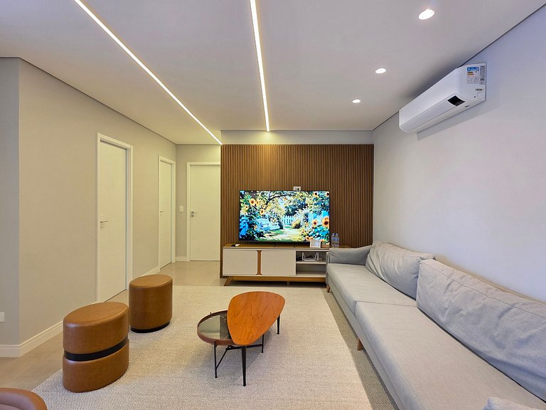 Apt 201 Alto Padrão na rua mais bonita de Foz