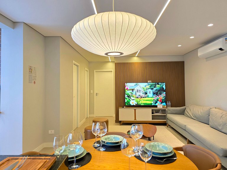 Apt 201 Alto Padrão na rua mais bonita de Foz