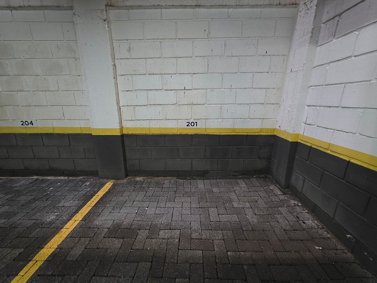 Apt 201 Alto Padrão na rua mais bonita de Foz