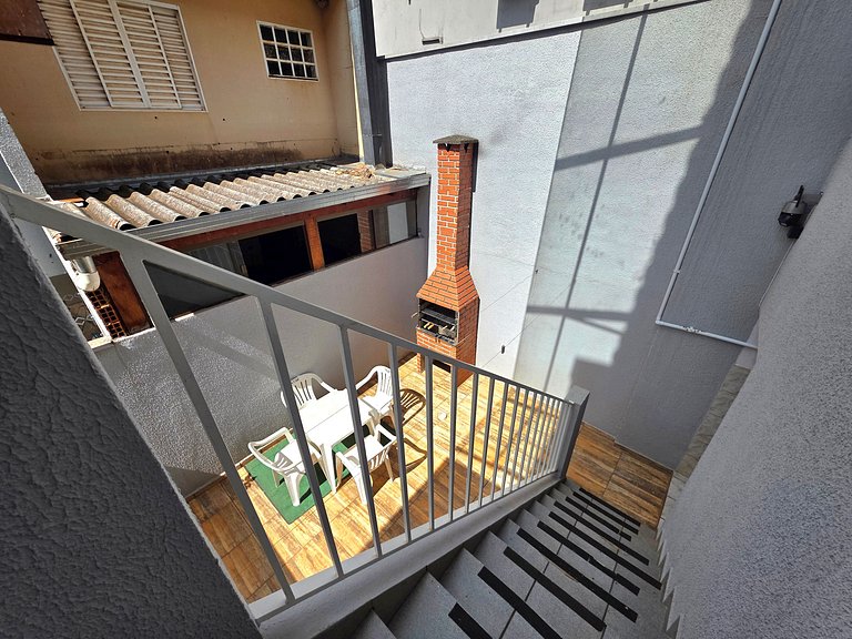 Sobrado na principal Av da Vila A, 10min Paraguai