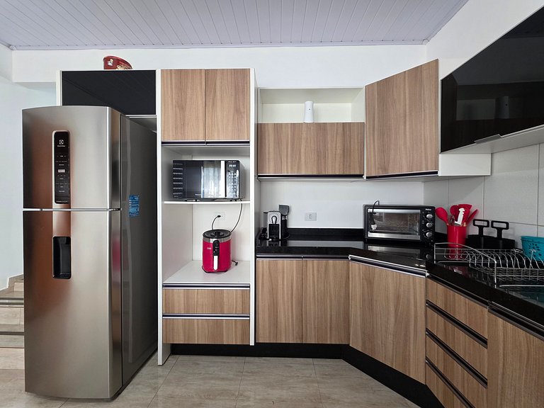 Casa Familiar 4 quartos 10 minutos centro