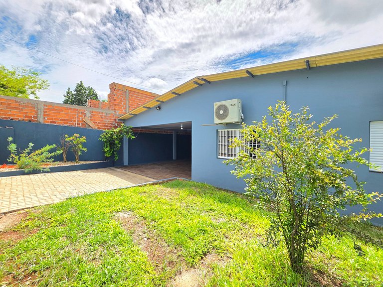 Casa Familiar 4 quartos 10 minutos centro