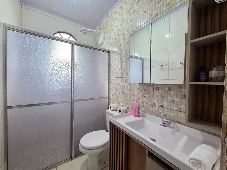 Casa Familiar 4 quartos 10 minutos centro