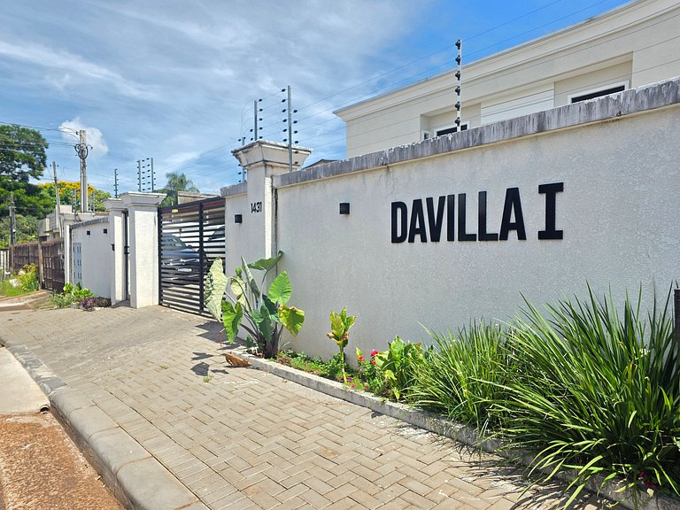 Apt 21 na Vila A prox ao Hosp Costa C. e Paraguai