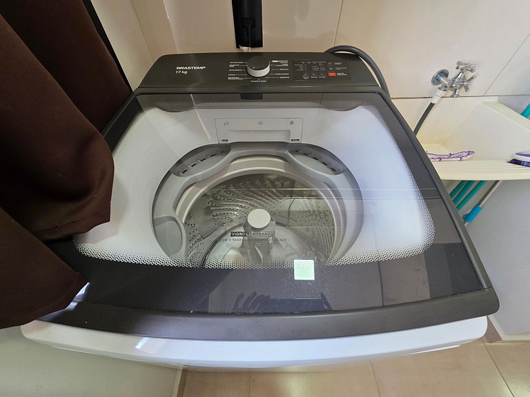 Apt 21 na Vila A prox ao Hosp Costa C. e Paraguai