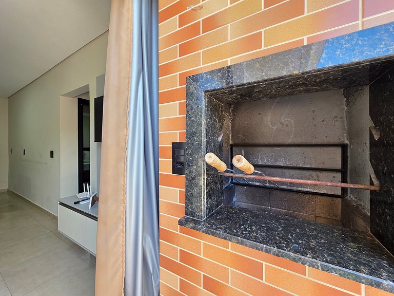 Apt 21 na Vila A prox ao Hosp Costa C. e Paraguai