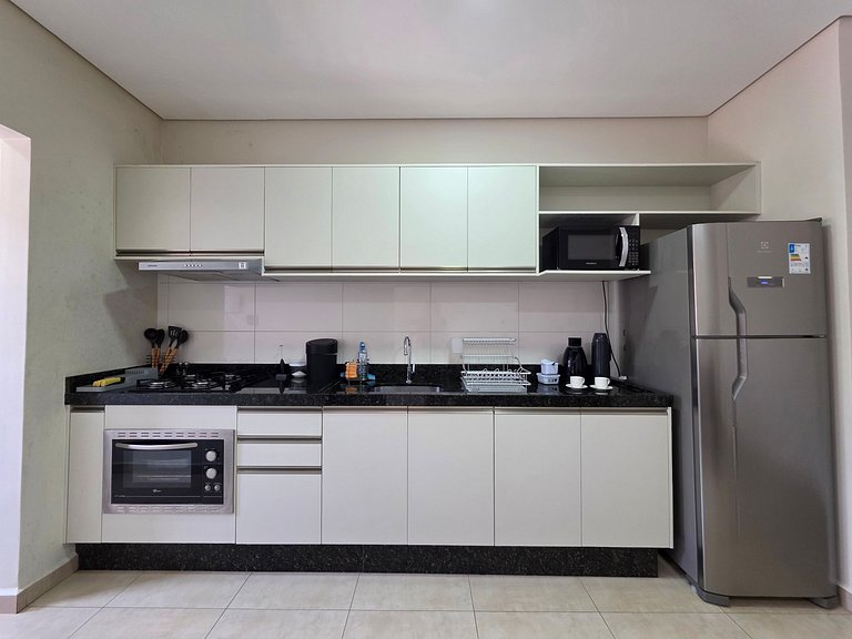 Apt 21 na Vila A prox ao Hosp Costa C. e Paraguai