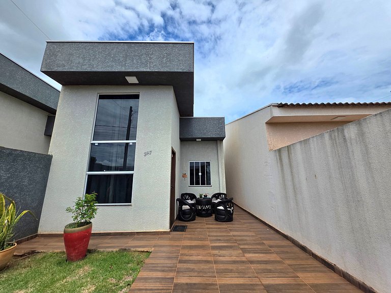 Casa para 5 prox Hosp Unimed 15 min Centro