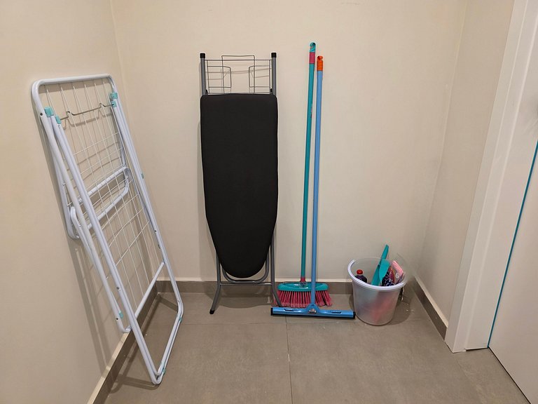 Studio moderno e novíssimo no centro de Foz