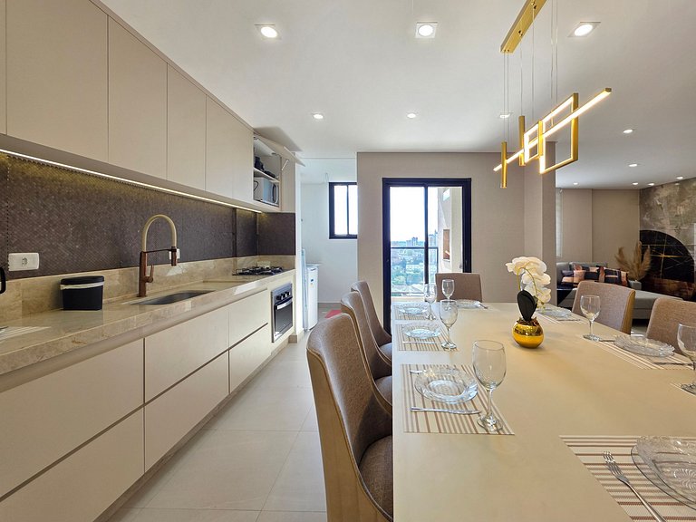 Apt Alto Padrão 3 quartos no centro de Foz.