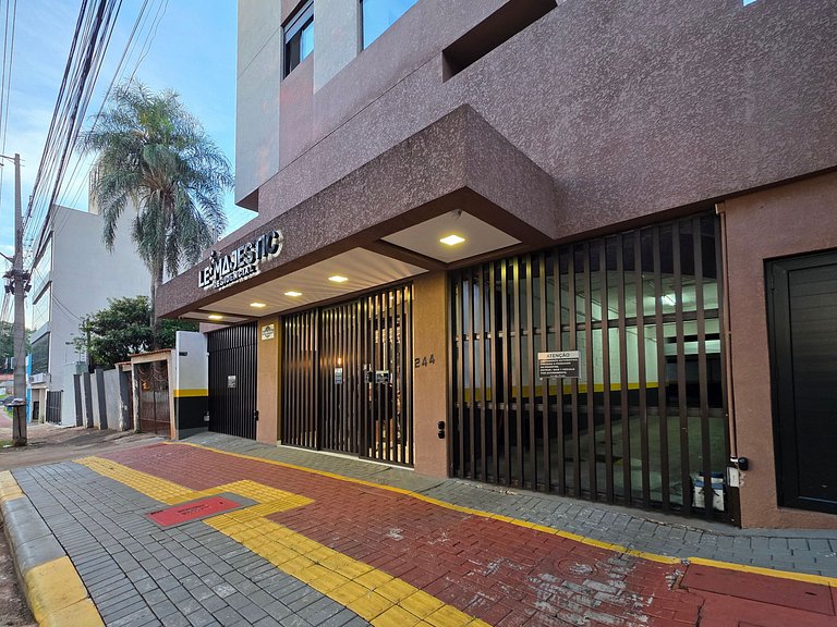 Apt Alto Padrão 3 quartos no centro de Foz.