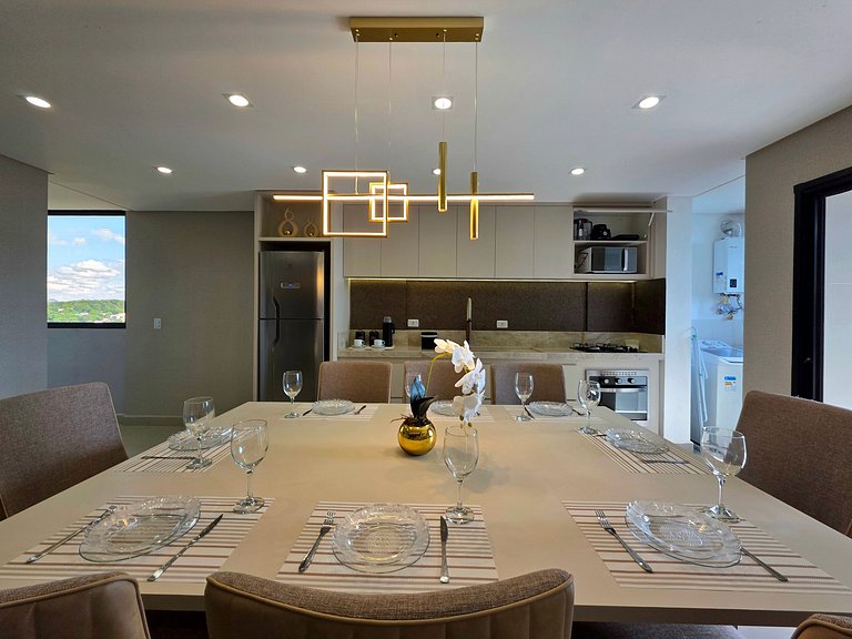 Apt Alto Padrão 3 quartos no centro de Foz.