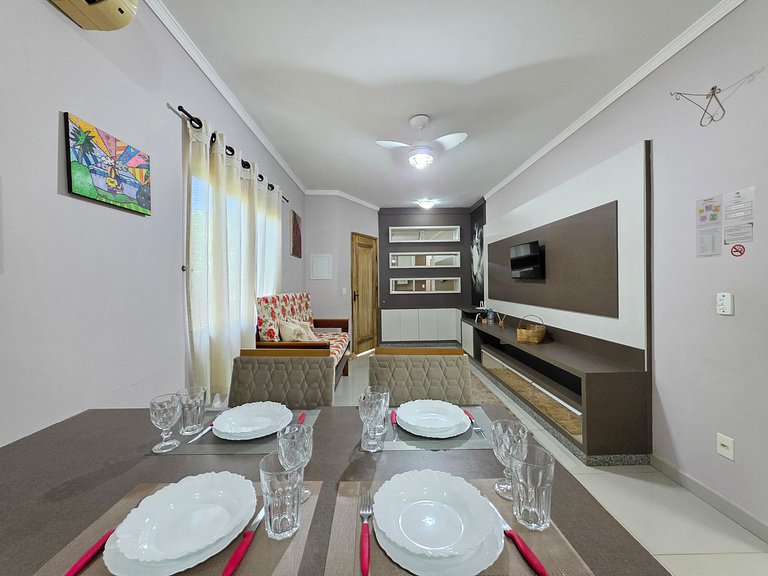 Casa 2 quartos 2 banheiros - 10 min centro