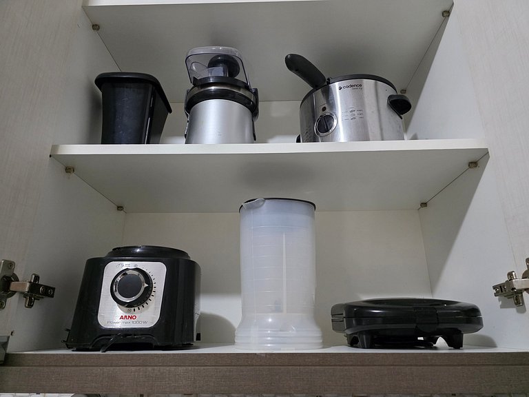 Casa 2 quartos 2 banheiros - 10 min centro