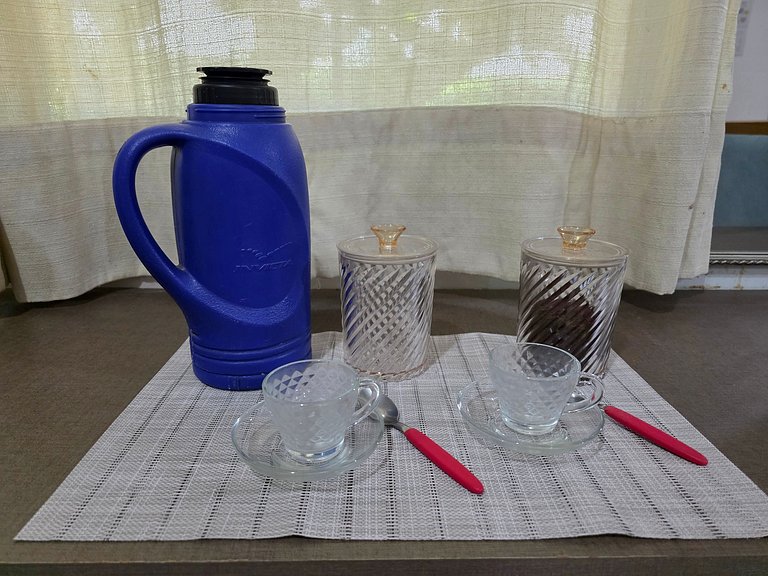 Casa 2 quartos 2 banheiros - 10 min centro