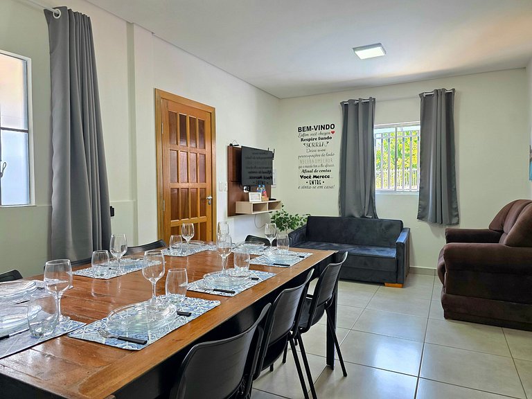 Casa Familiar com quintal amplo 3 quartos