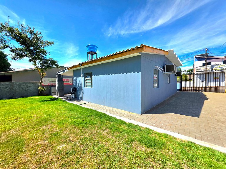 Casa Familiar com quintal amplo 3 quartos