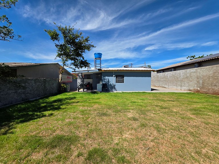 Casa Familiar com quintal amplo 3 quartos