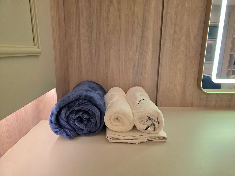 Novo em Alto Padrão no Coração de Foz c/ Garagem