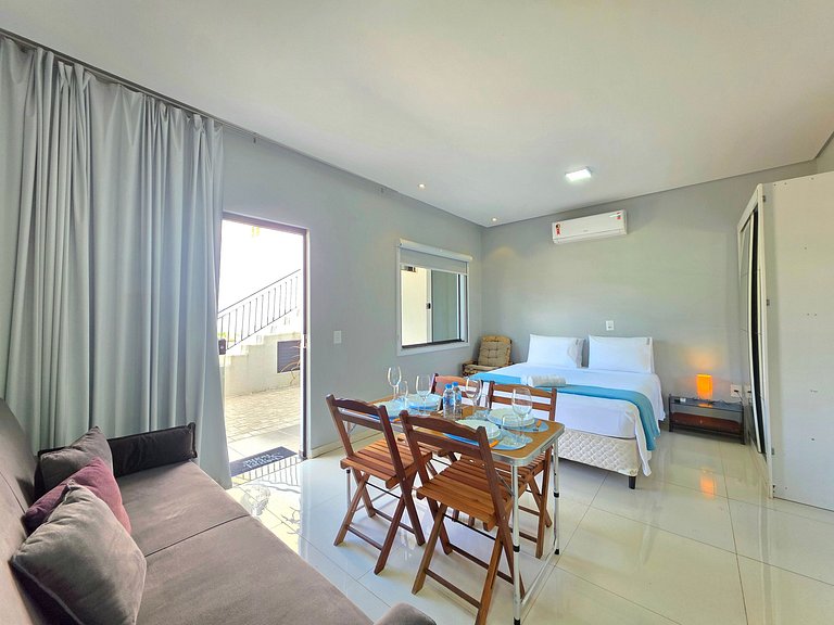 Studio a poucos metros da Av Cataratas c garagem