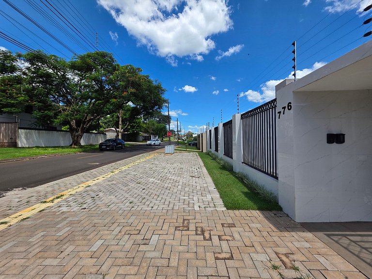 Flat com 2 quartos a poucos metros da Av Cataratas