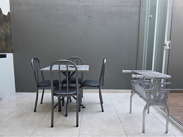 Casa 2 quartos nova ao lado da Av das Cataratas