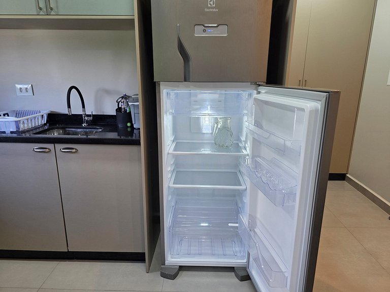 Studio 304 Novíssimo para 4 pessoas no Centro