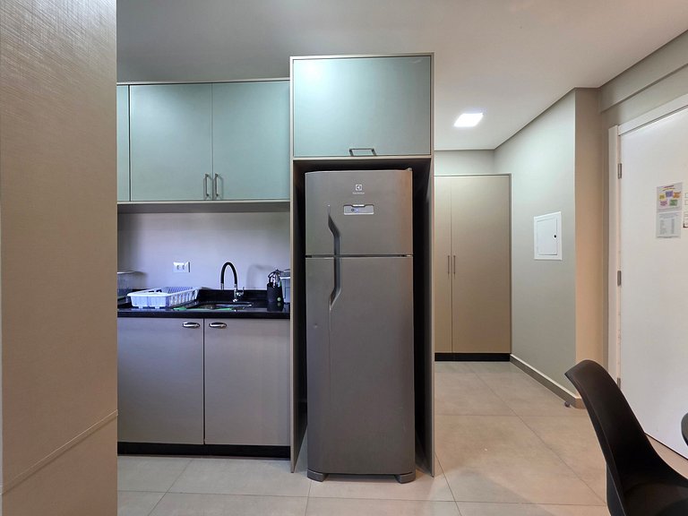 Studio 304 Novíssimo para 4 pessoas no Centro