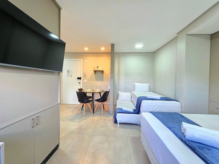 Studio 404 Novo 3 camas no Centro