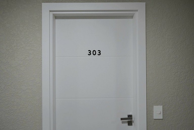 Flat moderno e novo no centro de Foz