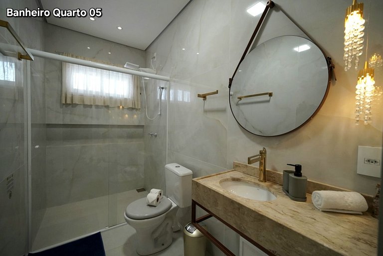 Casa 5 Quartos - Quintal amplo prox Centro