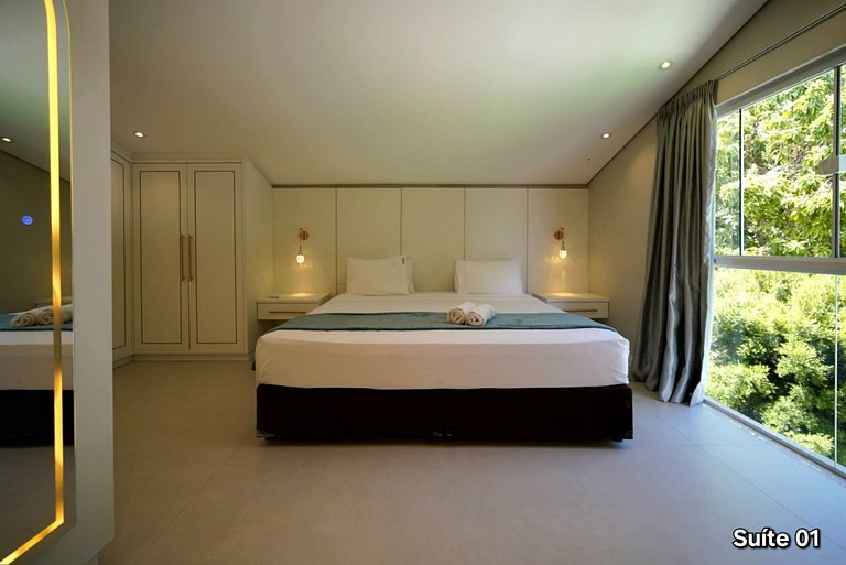 Casa 5 Quartos - Quintal amplo prox Centro