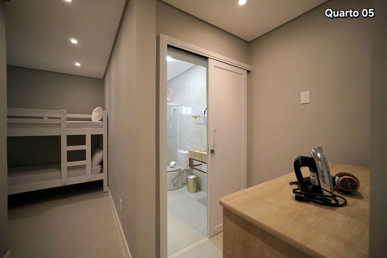 Casa 5 Quartos - Quintal amplo prox Centro