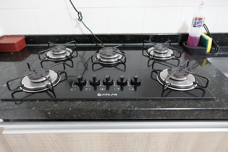 Apt 03 quartos em Condominio prox PY e centro