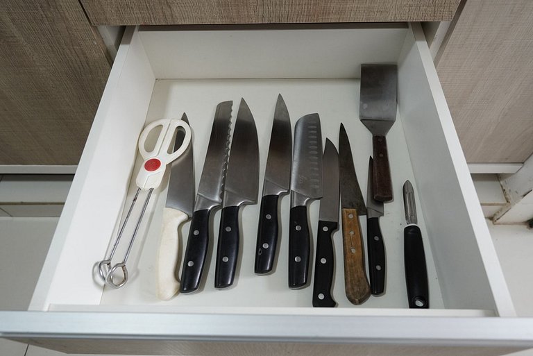 Apt 03 quartos em Condominio prox PY e centro