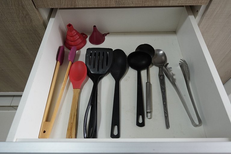 Apt 03 quartos em Condominio prox PY e centro