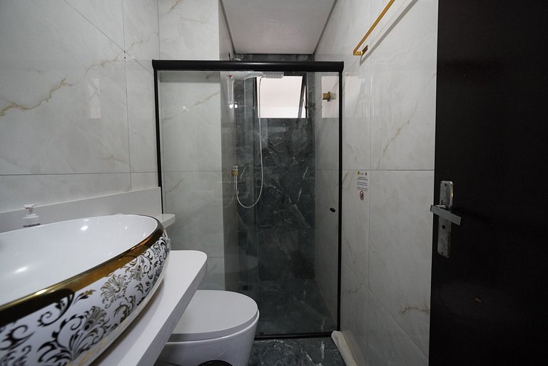 Apt 03 quartos em Condominio prox PY e centro