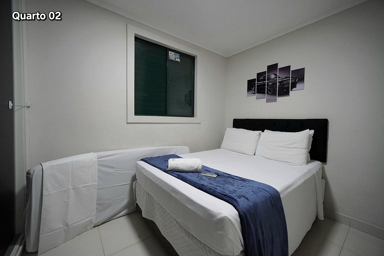 Apt 03 quartos em Condominio prox PY e centro